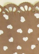 Гофрированная бумага "Сердца" 50см*66см кофе Гофрированная бумага "Сердца" 50см*66см кофе