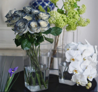 Акриловая ваза для цветов квадратная, высота 38 см, верх 19х19 см, низ 14х14 см., прозрачная