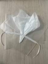 Быстросборная упаковка Форма №1. Цвет пленки: мат. прозрачный с бел.тиш.; размер букета: в40,ш35