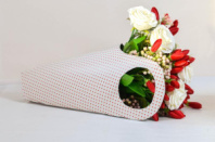 Пакет–конус с бумажными ручками "Горох"