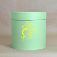 Коробка круглая 21*21 с тиснением "Ты в моём сердце" салатовая Коробка круглая 21*21 с тиснением "Ты в моём сердце" салатовая