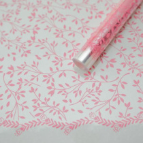 Пленка Веточки Розовый 70см*200гр ± 5%