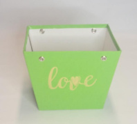 Трапеция усеченная 120*110*70 с золот. тиснением "love" салатовый