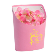 Ваза Овал 12,5*13,5*18 с тиснением "Ты в моём сердце" малиновая Ваза Овал 12,5*13,5*18 с тиснением "Ты в моём сердце" малиновая