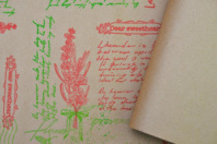 Крафт бумага "Лаванда"цв. салатовый-красный на коричневом фоне 720мм/60гр/60мкр/8,5м± 5%