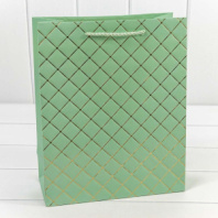Пакет подарочный "Ромб" Зелёный 26*32*12 210г 1/20 1/240* Пакет подарочный "Ромб" Зелёный 26*32*12 210г 1/20 1/240*