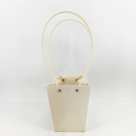 Пакет подарочный "Мастхэв", 12х8х12,5 см,  шампань