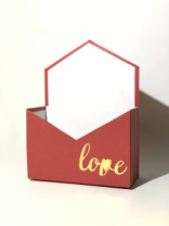 Конверт 180*240*70 с золот. тиснением "love" бордо