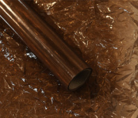 Упак. материал флористическая пленка со стеклянной текстурой , 60 мкр, 56 см х 10 м, шоколадный Упак. материал флористическая пленка со стеклянной текстурой , 60 мкр, 56 см х 10 м, шоколадный