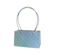 Пакет подарочный "Мастхэв" металлизированный тисненый, 22х10х13 см, серебряный