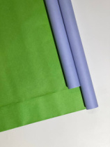 Бумага матовая пл. 60 гр. двухсторонняя .сирень/зеленый 70 см*9 ярд ± 5%