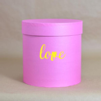 Коробка круглая 21*21 с тиснением "Love" малиновая Коробка круглая 21*21 с тиснением "Love" малиновая