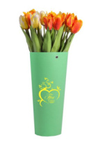 Конус под цветы 10*14*30 с тиснением "Ты в моём сердце" зелёный