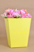 Трапеция с дном большая 225*180*180 с золот. тиснением "P.s. I love you" желтый Трапеция с дном большая 225*180*180 с золот. тиснением "P.s. I love you" желтый