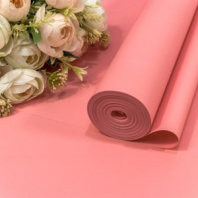 Пленка 0,59*34м 900г "Корейская" 65мкм розовый-1765