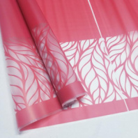 Пленка матовая с рисунком 40мкр "Листья тонировка" красная 70см*10метров ± 5%