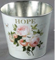 Декоративное кашпо "Цветы надежды" 15XH13,8CM/B11, металл Декоративное кашпо "Цветы надежды" 15XH13,8CM/B11, металл